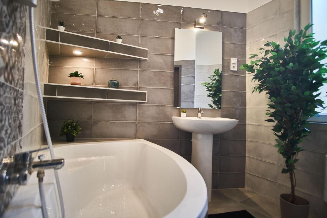 F4 Design Apartment- Budapest Ngoại thất bức ảnh