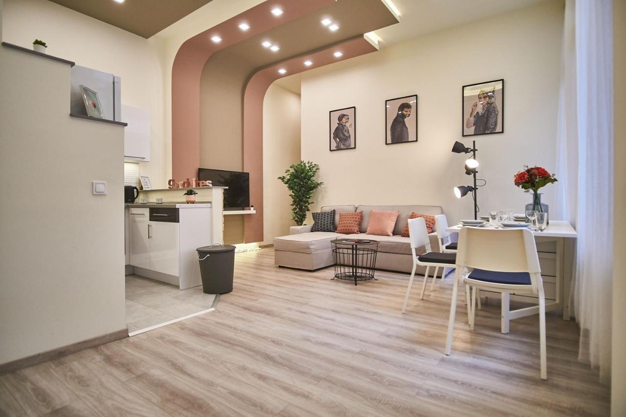 F4 Design Apartment- Budapest Ngoại thất bức ảnh